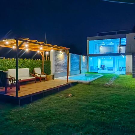 Casa De Playa Con Piscina Villa Ancon Exteriör bild